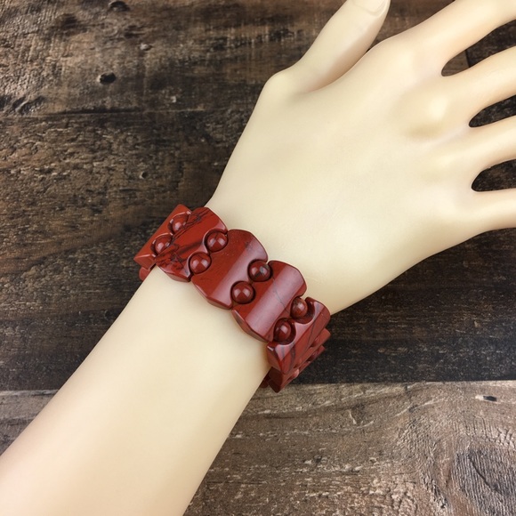 Red Jasper Stone Stretch Bracelet - Picture 2 of 12